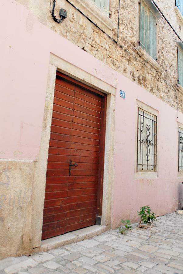 Studio Apartman Tutto Bene Rovinj Exterior photo